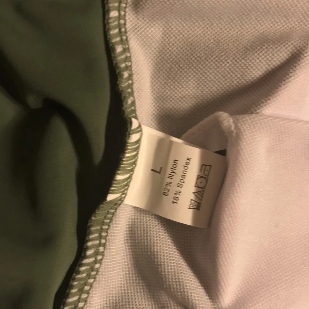 NWT Adisputent High Waisted Tummy Control Tankini